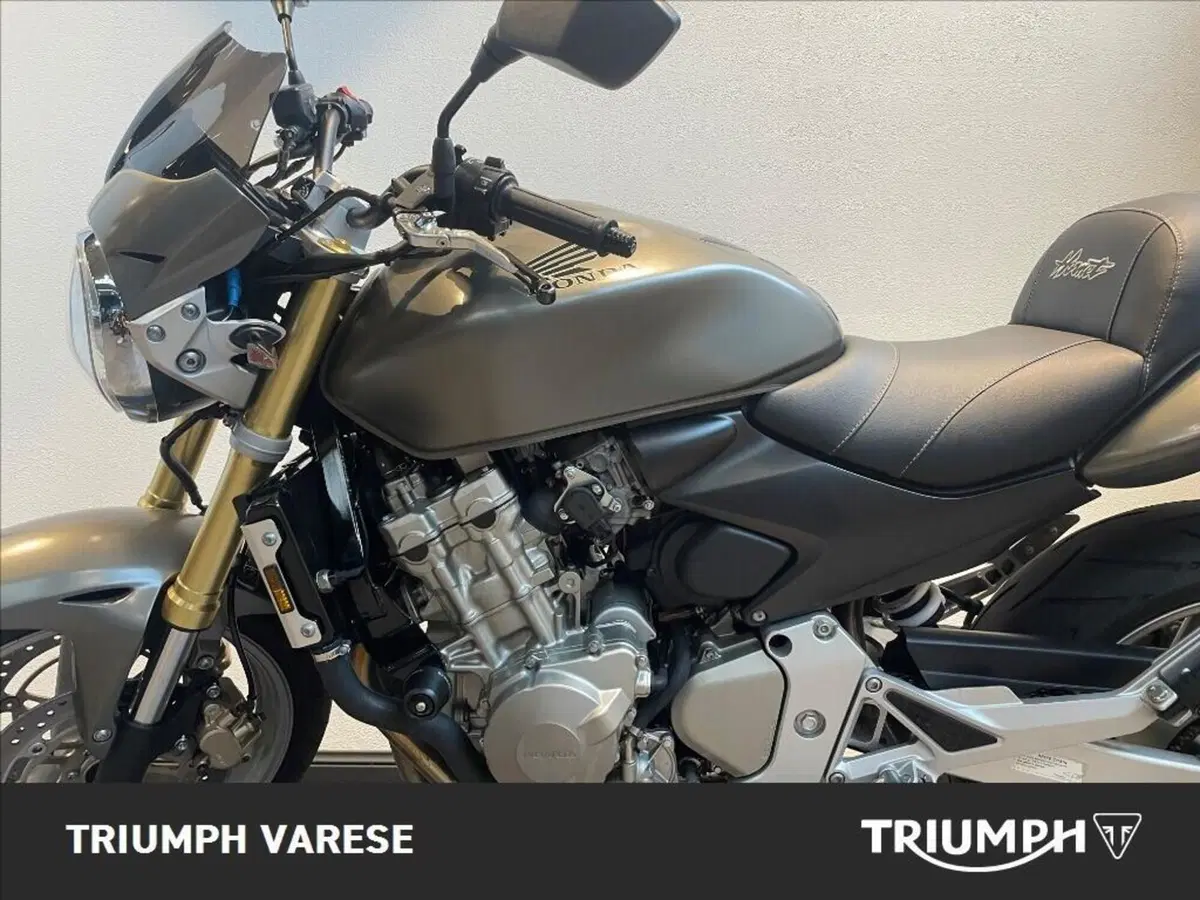 Honda Hornet 600 (2005 - 06) (6)