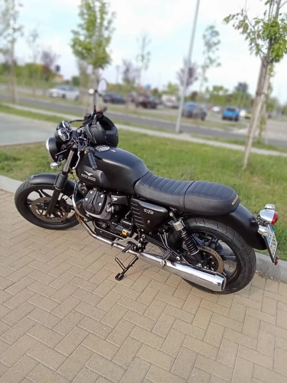 Moto Guzzi V7 Special (2012 - 14) (3)