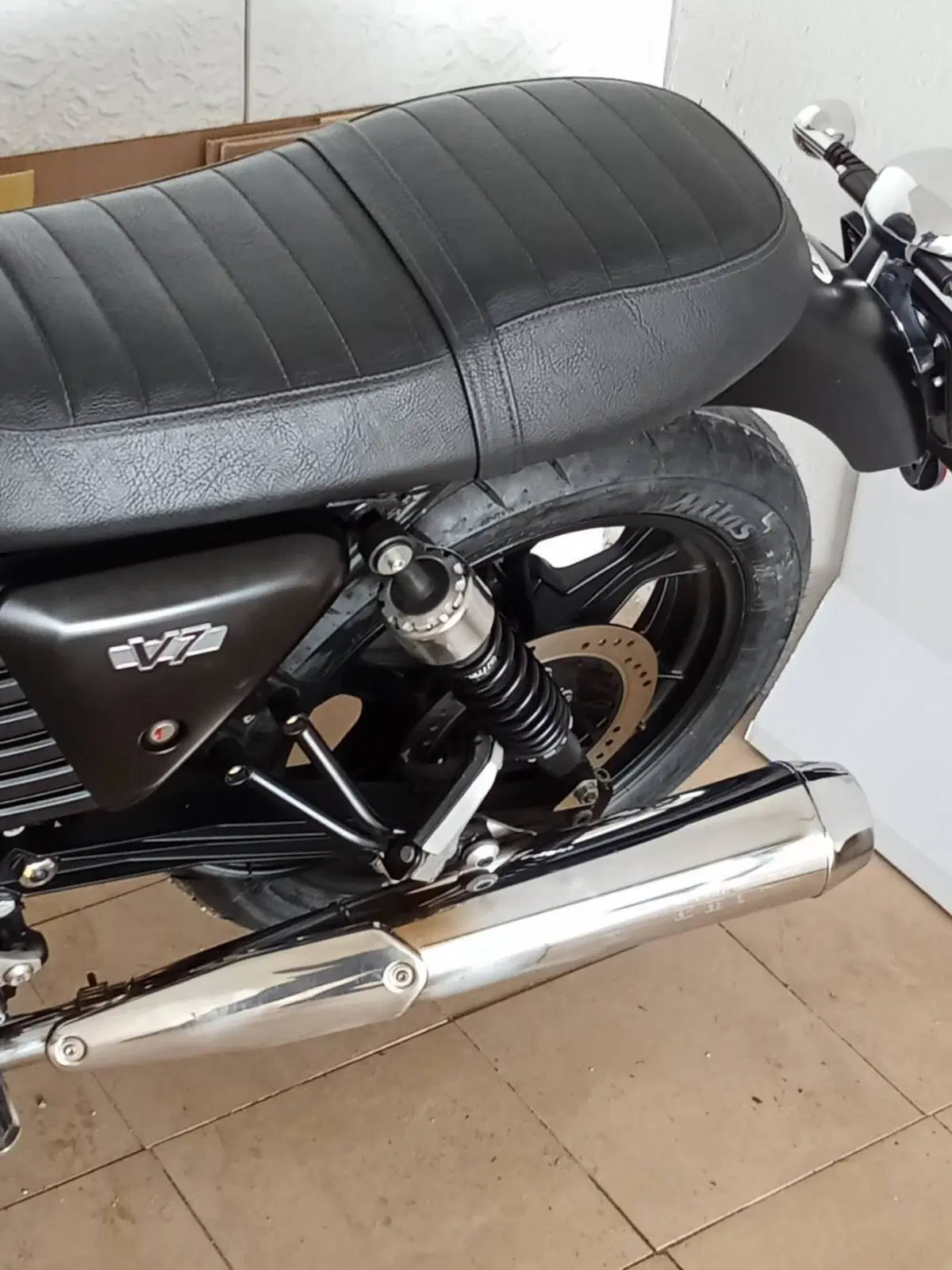Moto Guzzi V7 Special (2012 - 14) (5)