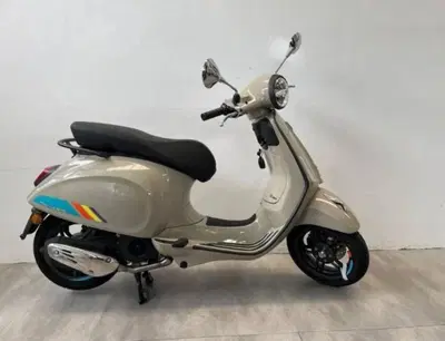 Vespa Primavera 150 S (2023 - 25) usata
