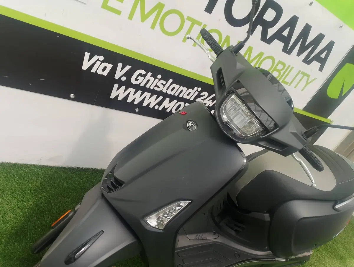 Kymco Like 125 Sport (2021 - 25) (6)