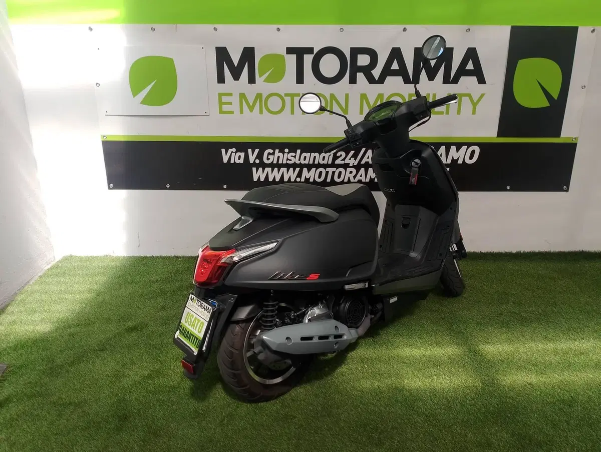 Kymco Like 125 Sport (2021 - 25) (4)