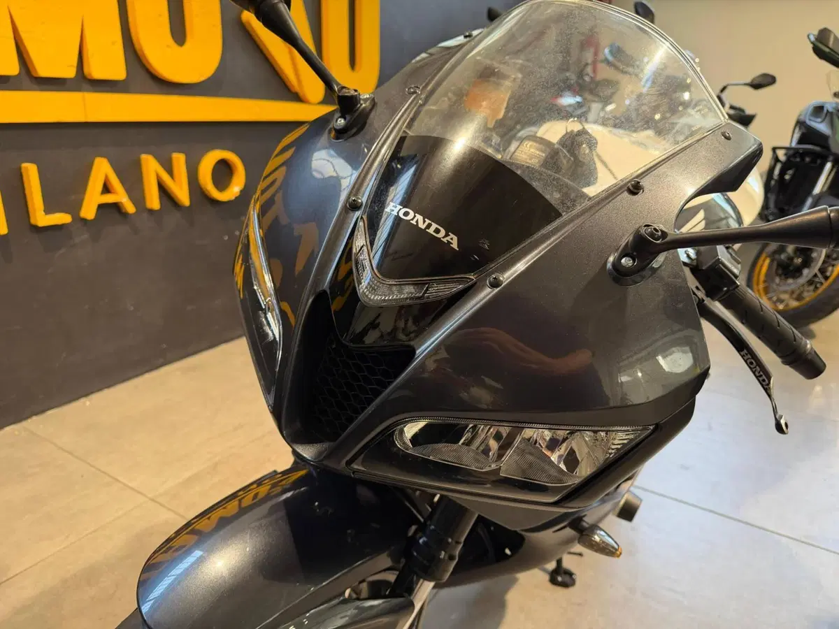 Honda CBR 600 RR (2007 - 08) (6)