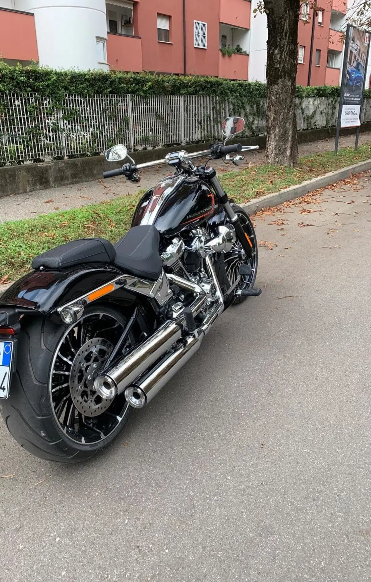 Harley-Davidson Softail Standard (2020) - FXST (2)