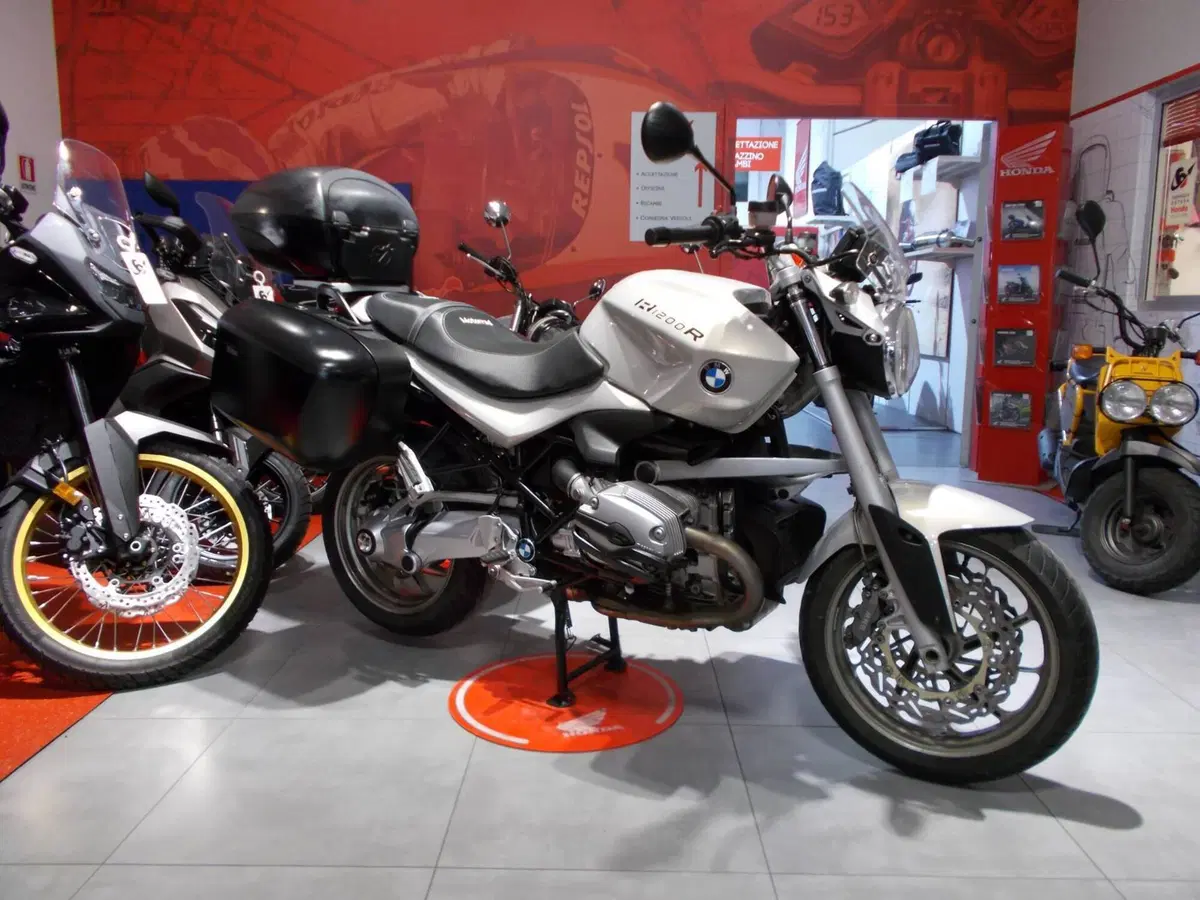 Bmw R 1200 R (2006 - 11) (8)