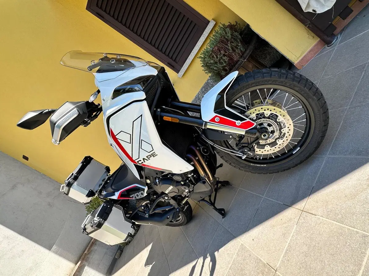 Moto Morini X-Cape 700 (2025 - 26) (3)