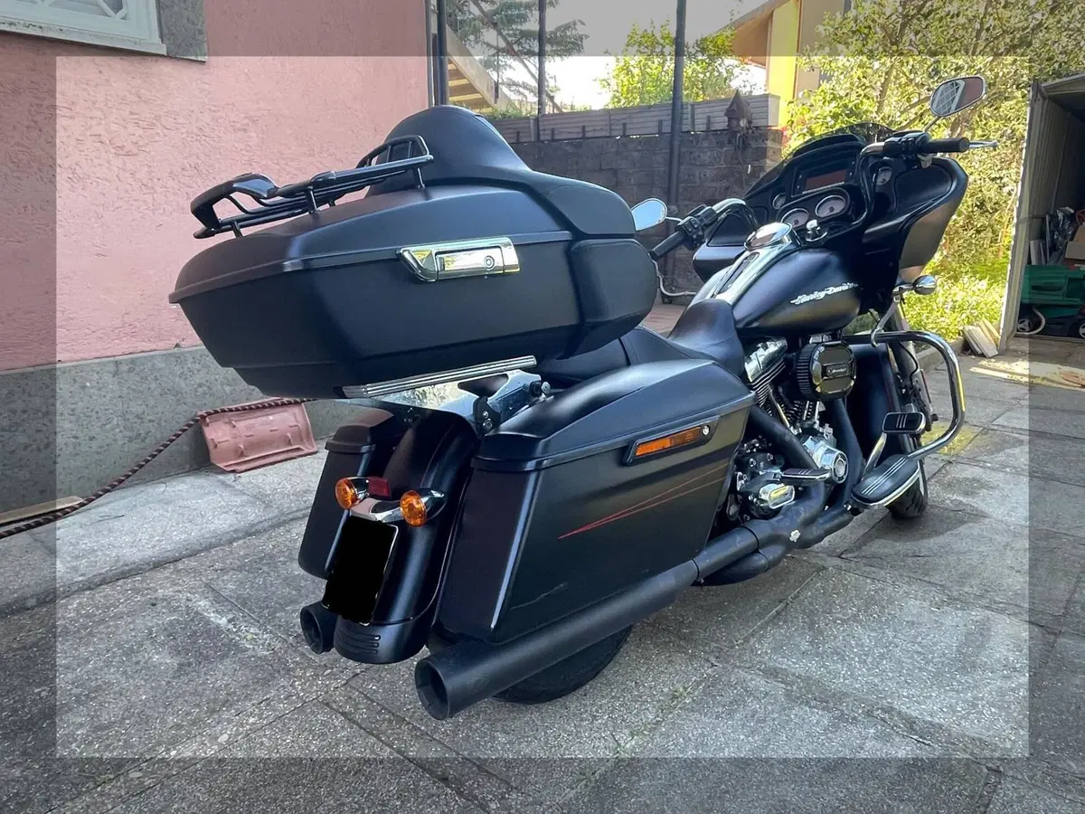 Harley-Davidson 107 Road Glide Special (2017 - 18) - FLTRXS (8)