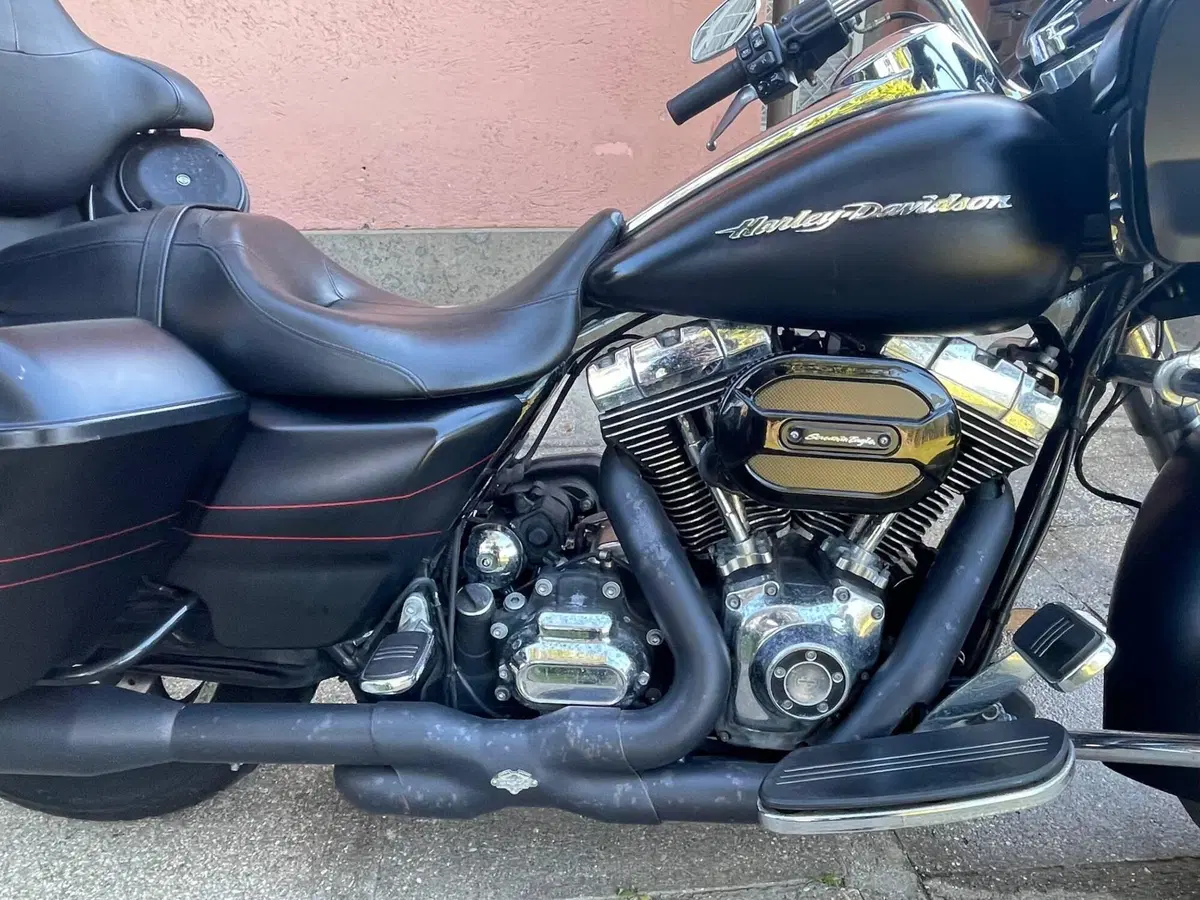 Harley-Davidson 107 Road Glide Special (2017 - 18) - FLTRXS (10)