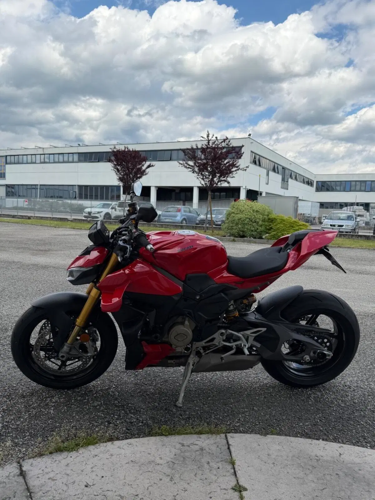 Ducati Streetfighter V4 S (2025 - 26) (2)