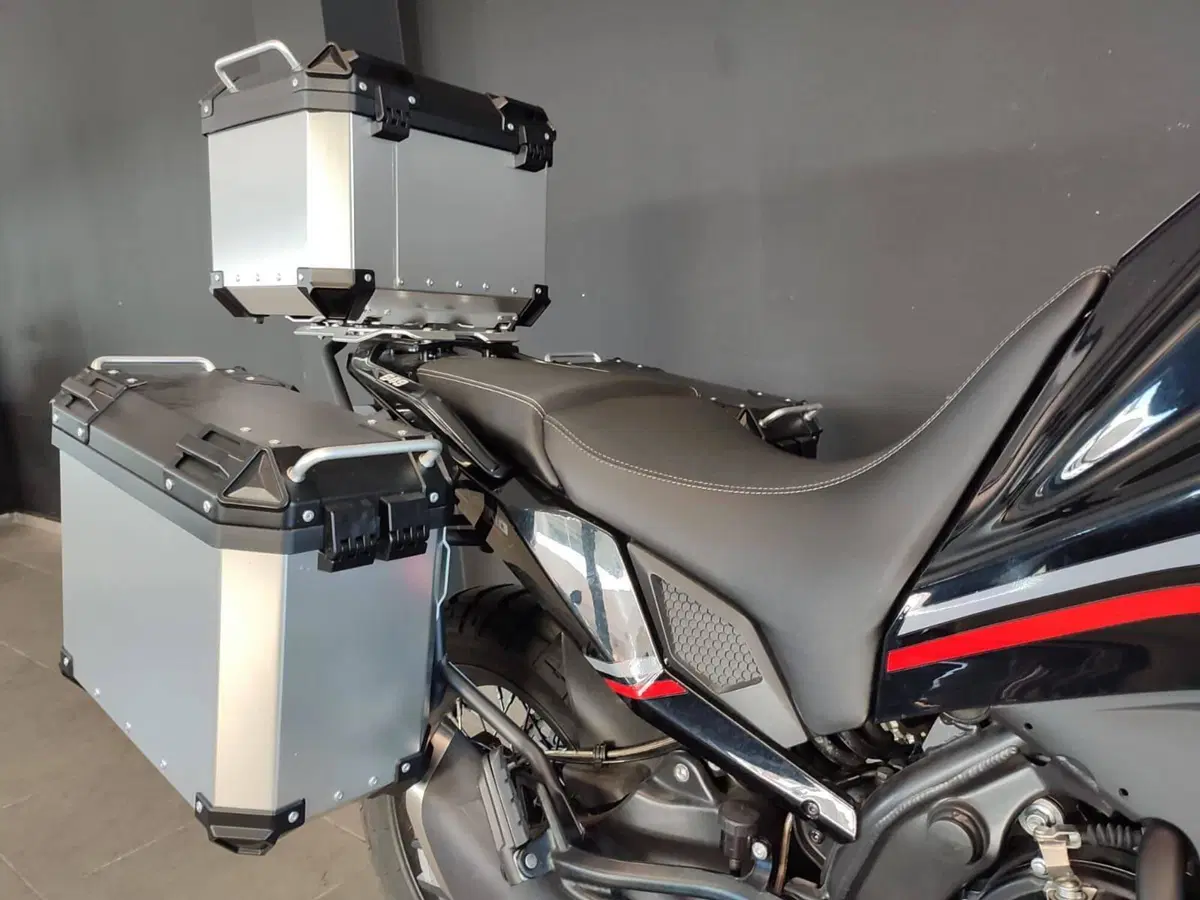 Moto Morini X-Cape 650 (2021 - 26) (6)
