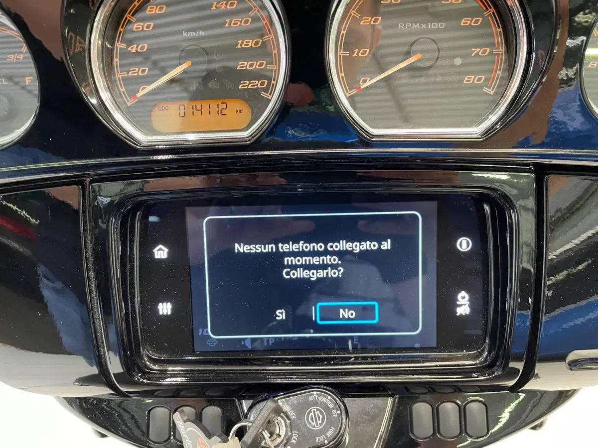 Harley-Davidson 114 Street Glide (2017) (13)