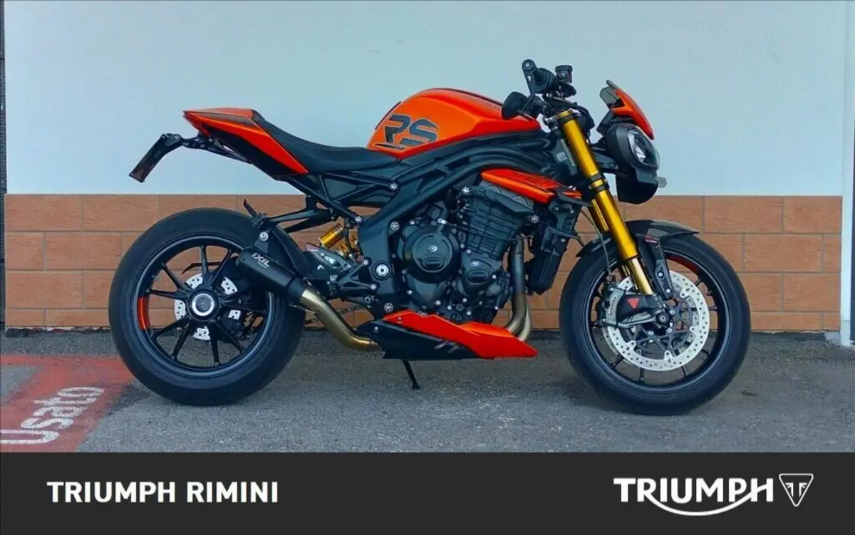 Triumph Speed Triple 1200 RS (2021 - 24) (4)