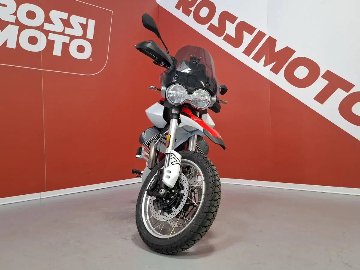 Moto Guzzi V85 TT (2024 - 26) (7)