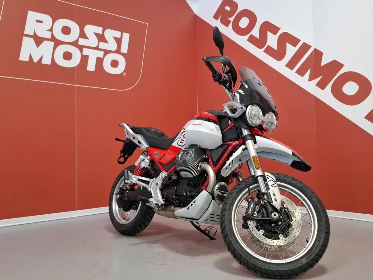 Moto Guzzi V85 TT (2024 - 26)