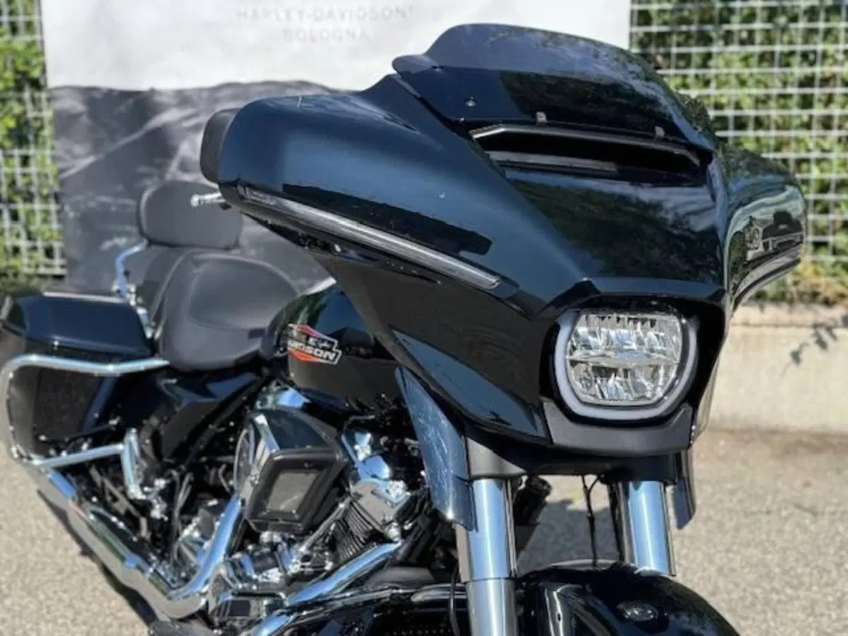 Harley-Davidson Street Glide (2024 - 26) (7)