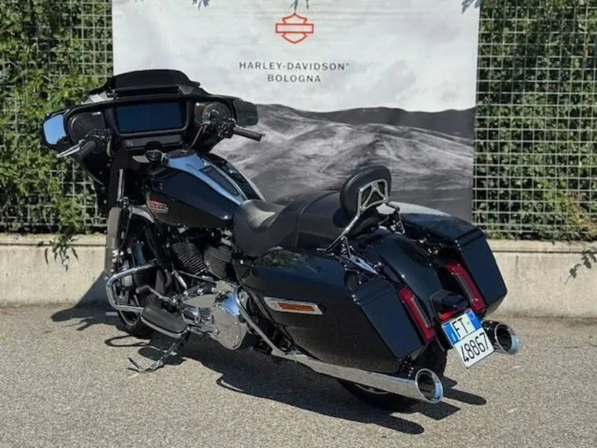 Harley-Davidson Street Glide (2024 - 26) (12)