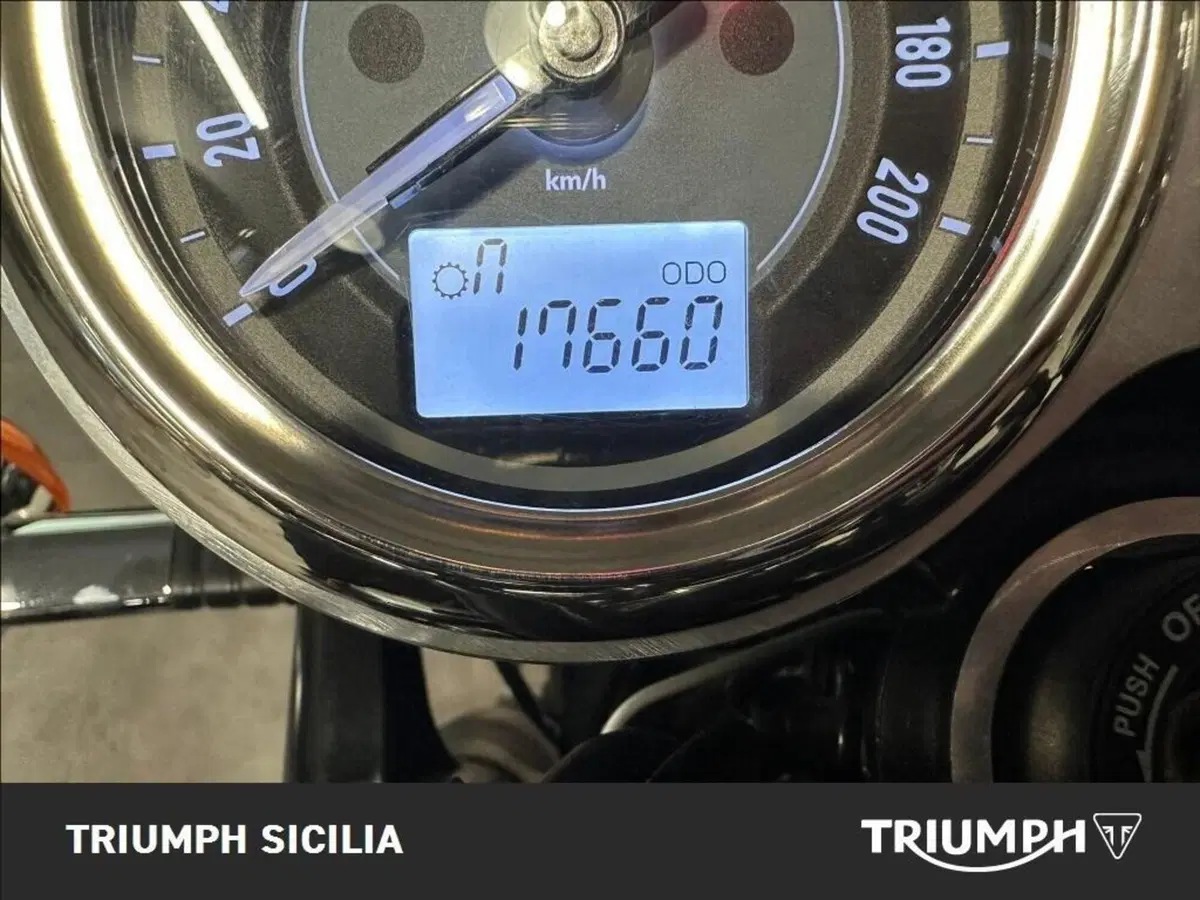 Triumph Bonneville T120 (2021 - 25) (14)
