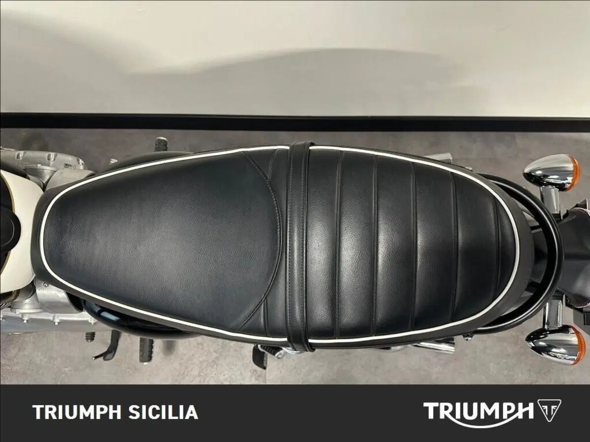 Triumph Bonneville T120 (2021 - 25) (16)