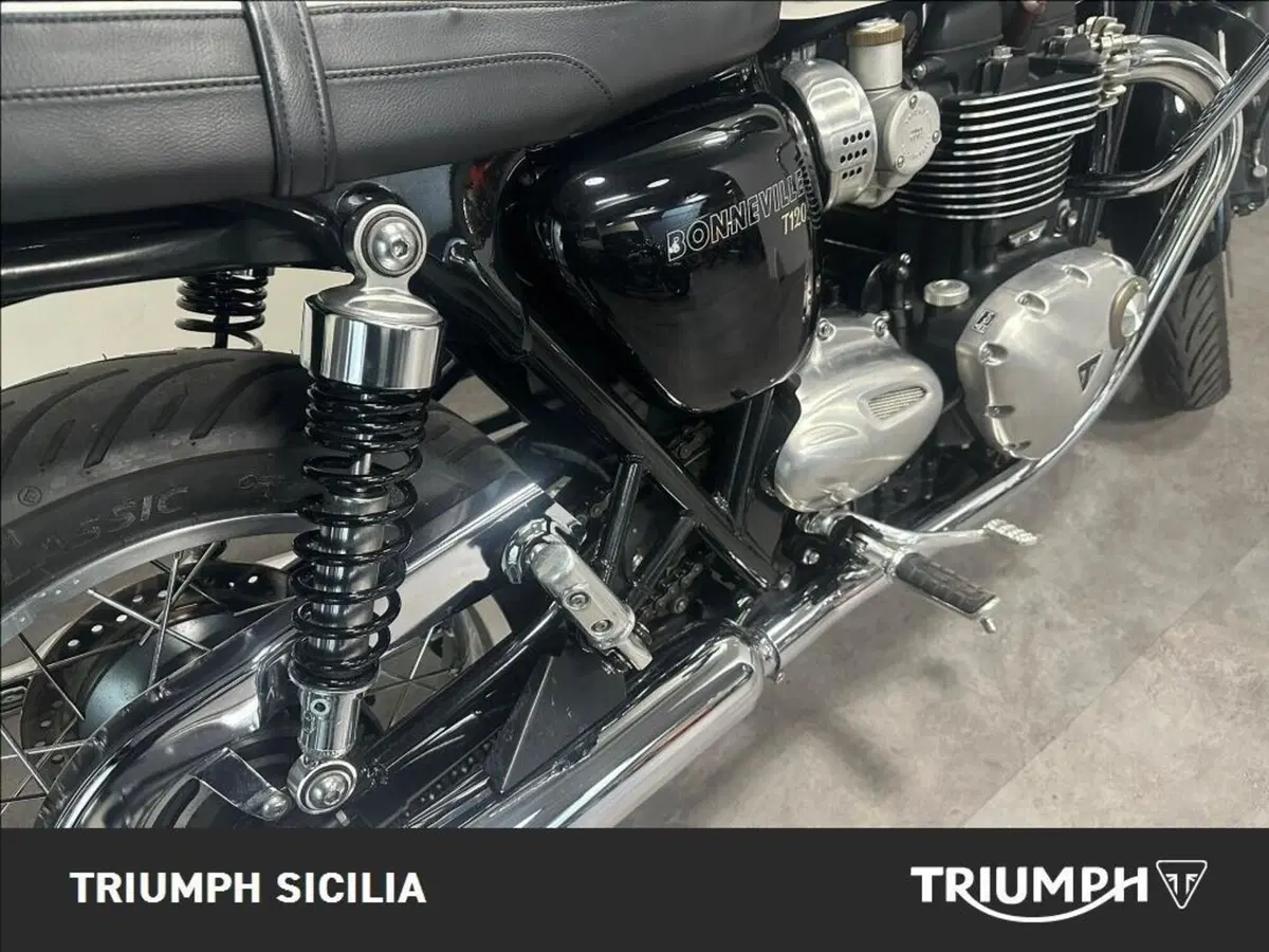 Triumph Bonneville T120 (2021 - 25) (19)