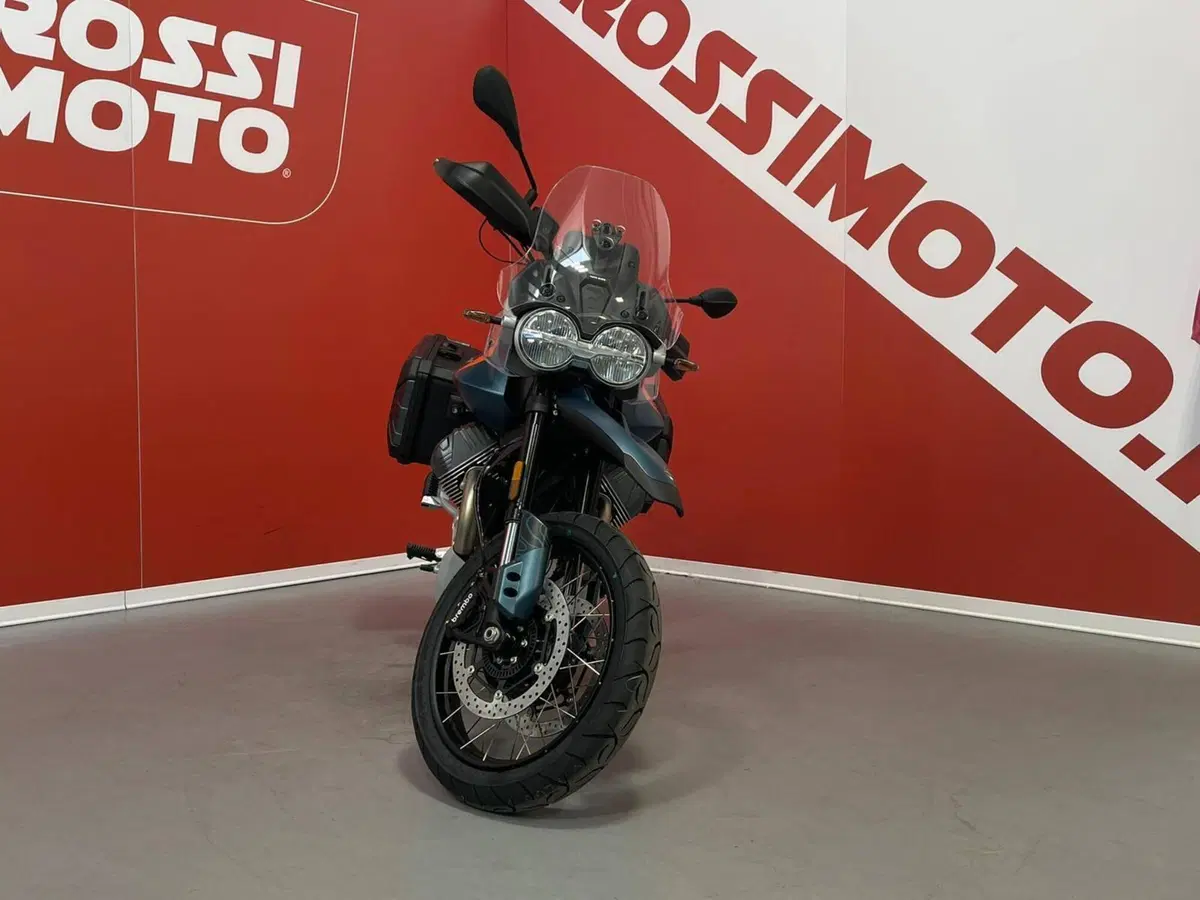Moto Guzzi V85 TT (2024 - 26) (8)
