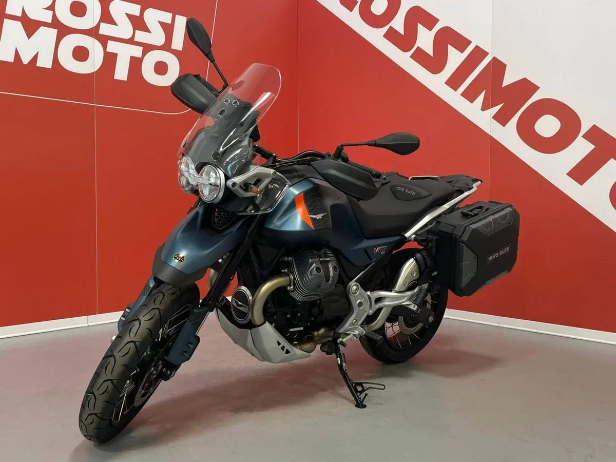 Moto Guzzi V85 TT (2024 - 26) (4)
