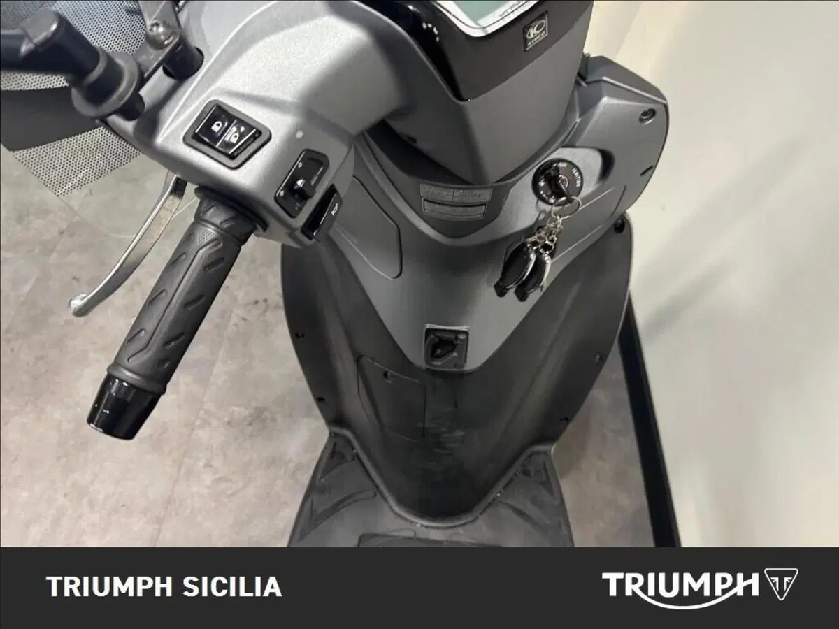 Kymco People 300i S (2021 - 22) (13)