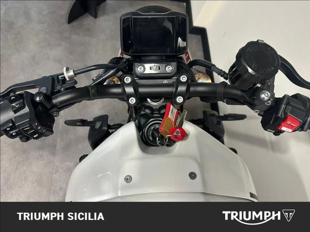 Yamaha XSR 900 (2025 - 26) (10)