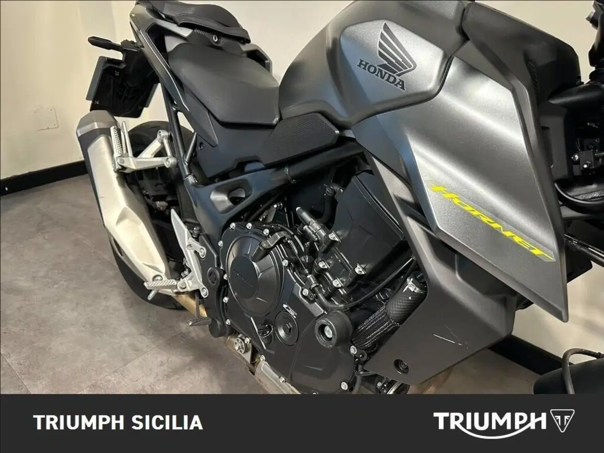 Honda CB 750 Hornet (2023 - 24) (7)
