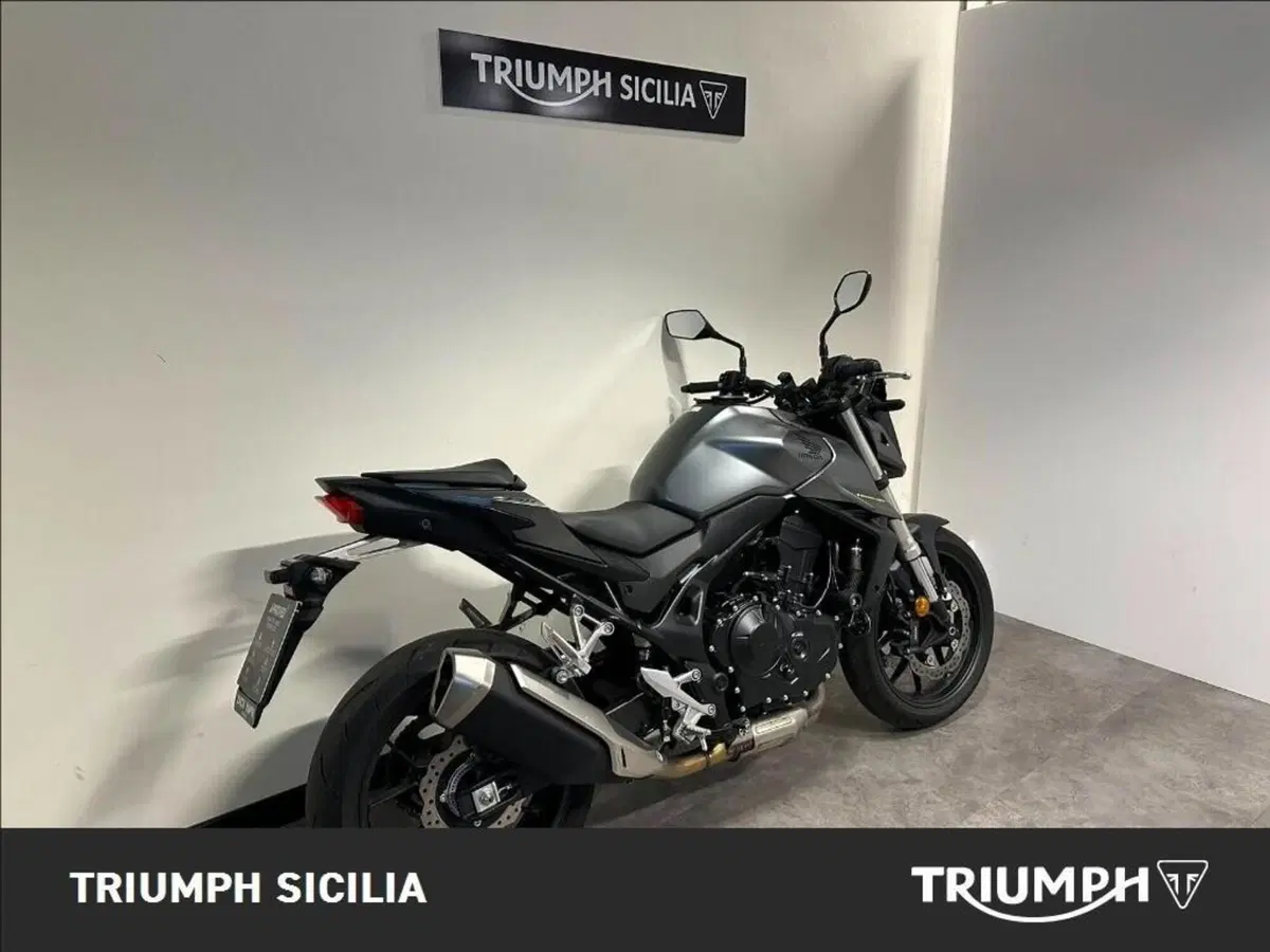 Honda CB 750 Hornet (2023 - 24) (3)