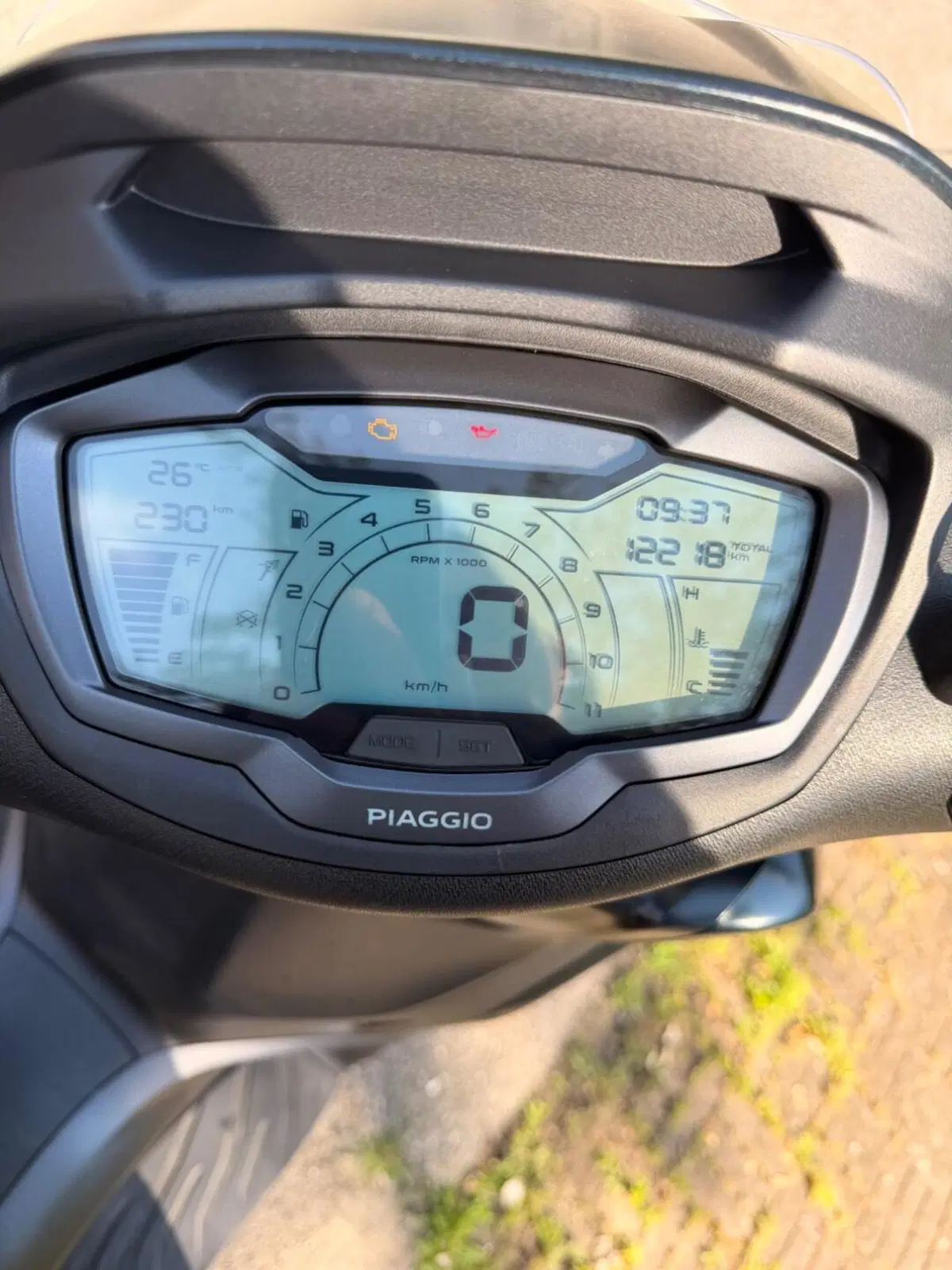 Piaggio Beverly 400 ABS-ASR (2021 - 24) (4)