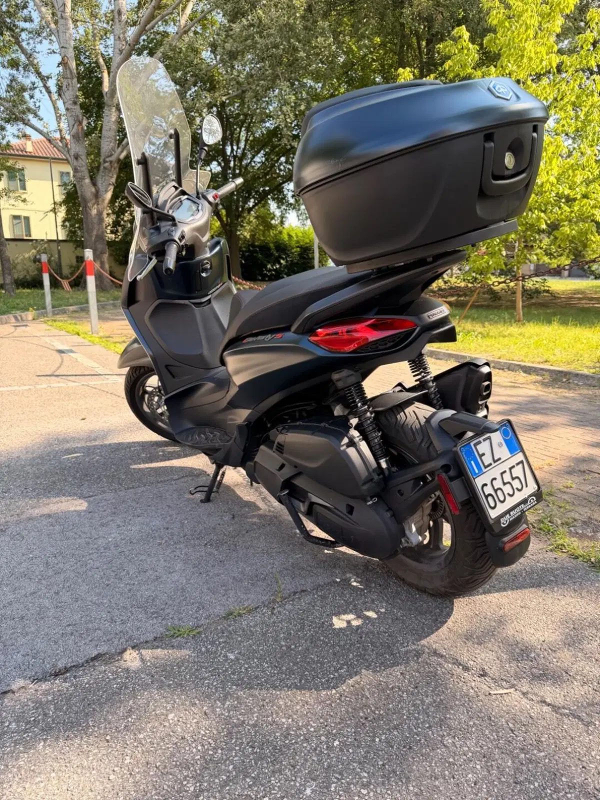 Piaggio Beverly 400 ABS-ASR (2021 - 24) (5)