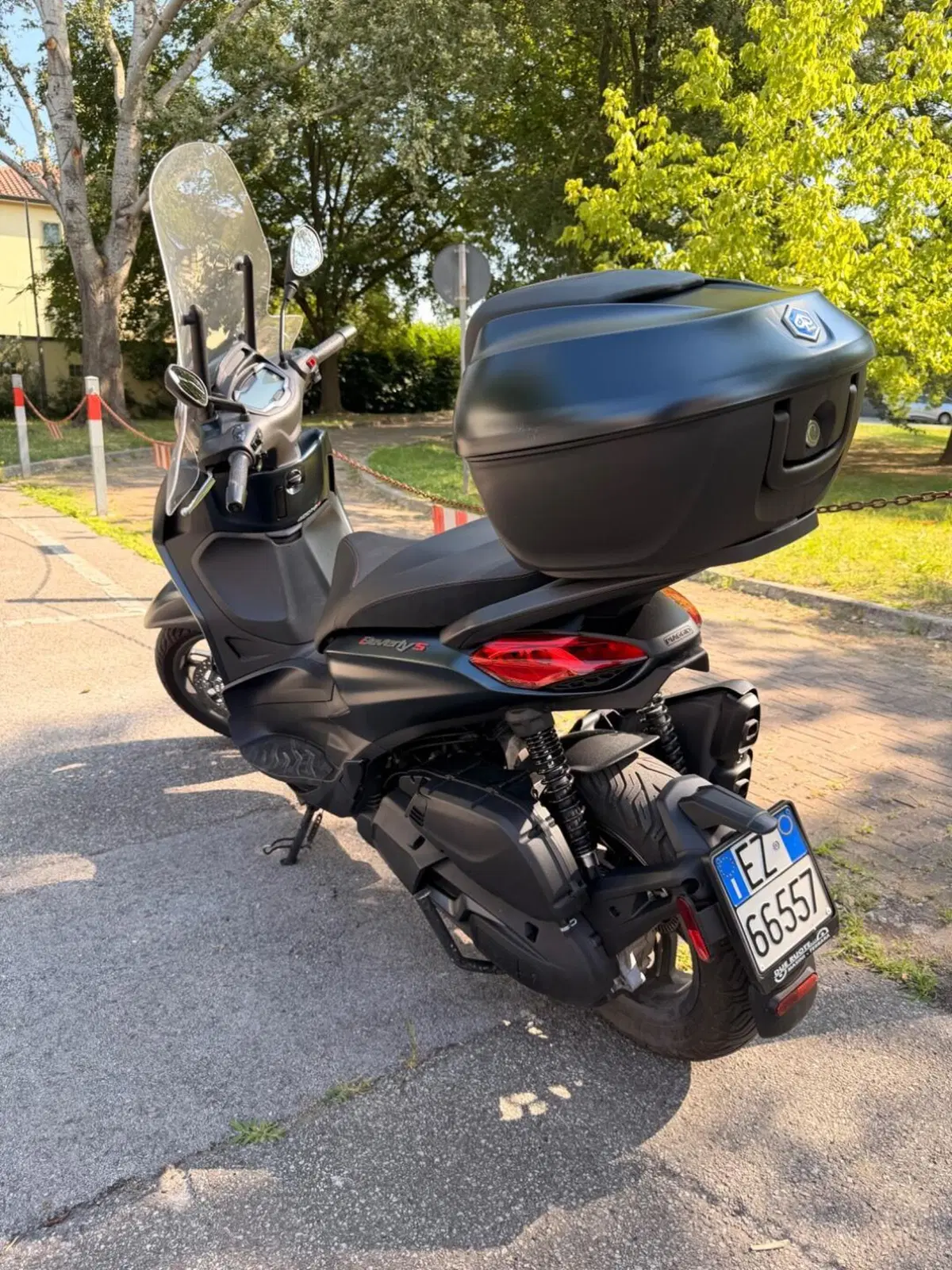 Piaggio Beverly 400 ABS-ASR (2021 - 24) (6)