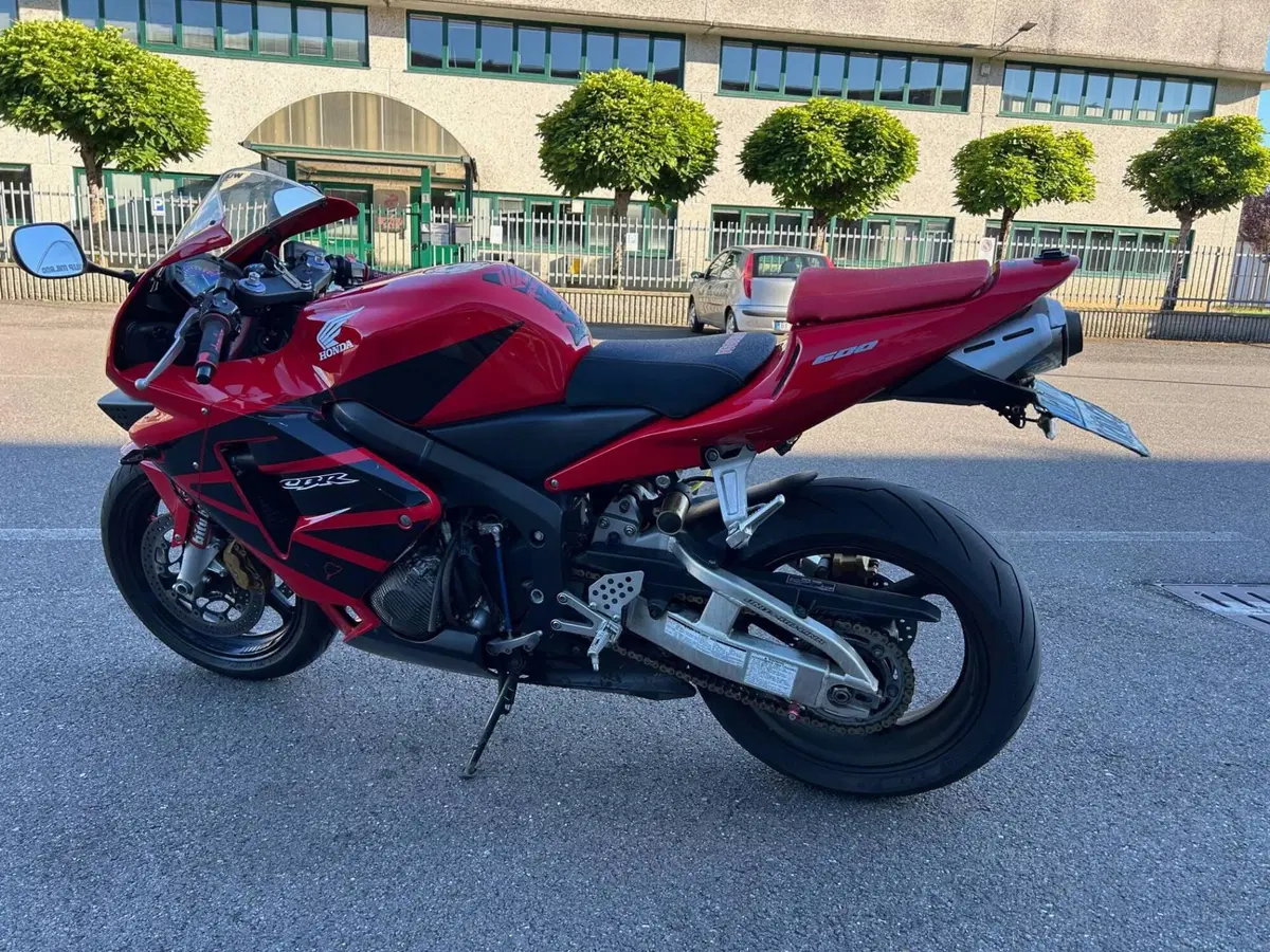 Honda CBR 600 RR (2003 - 04) (6)