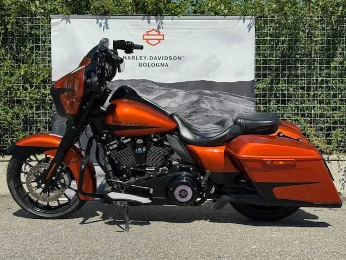 Harley-Davidson 114 Street Glide Special (2019 - 20) - FLHXS (10)