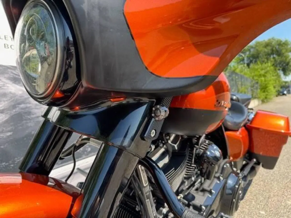 Harley-Davidson 114 Street Glide Special (2019 - 20) - FLHXS (15)