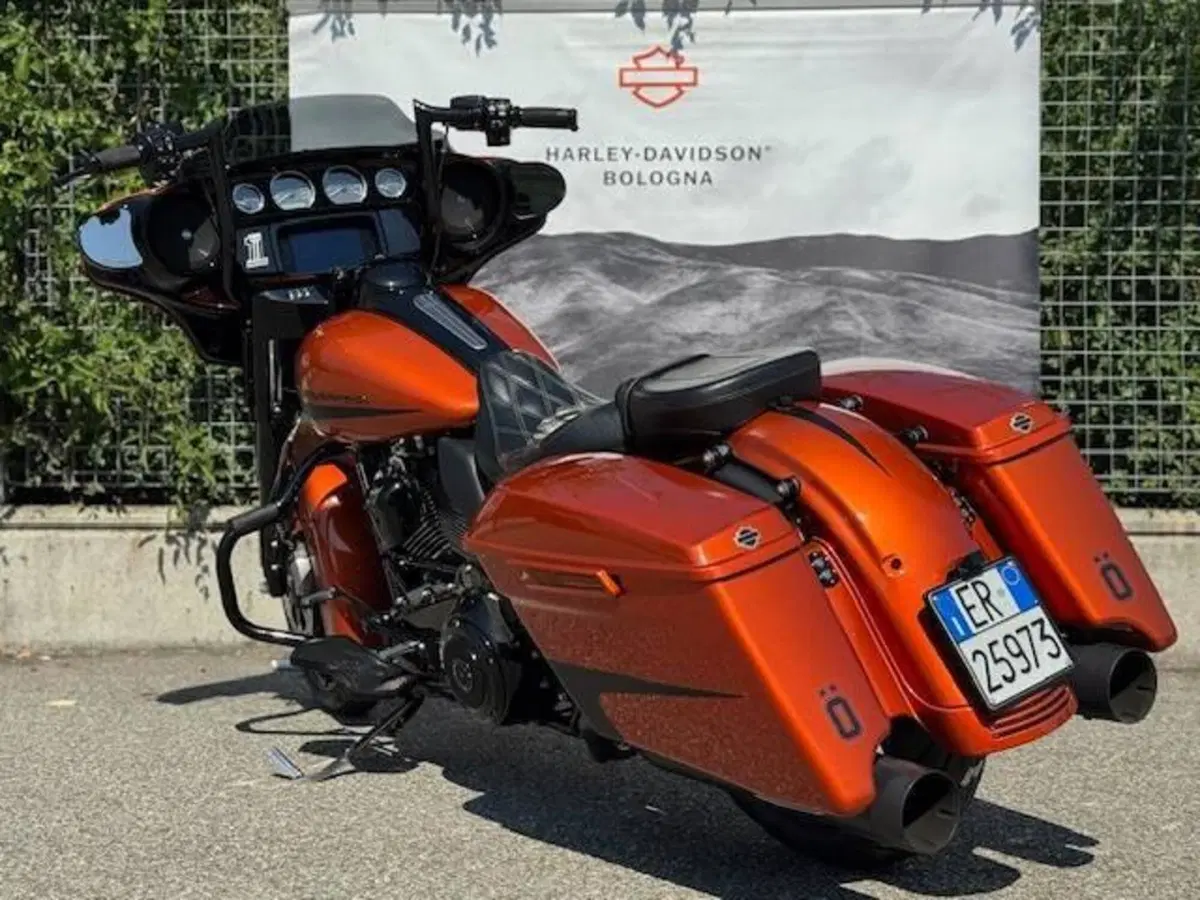 Harley-Davidson 114 Street Glide Special (2019 - 20) - FLHXS (16)