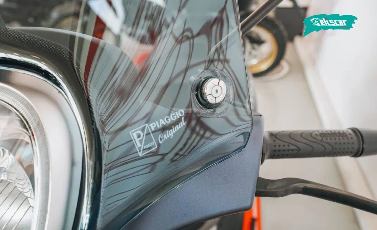 Piaggio Beverly 300 i.e. ABS-ASR (2016 - 20) (9)