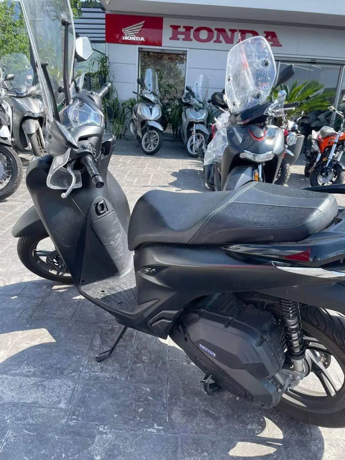 Honda SH 125i (2024 - 25) (4)