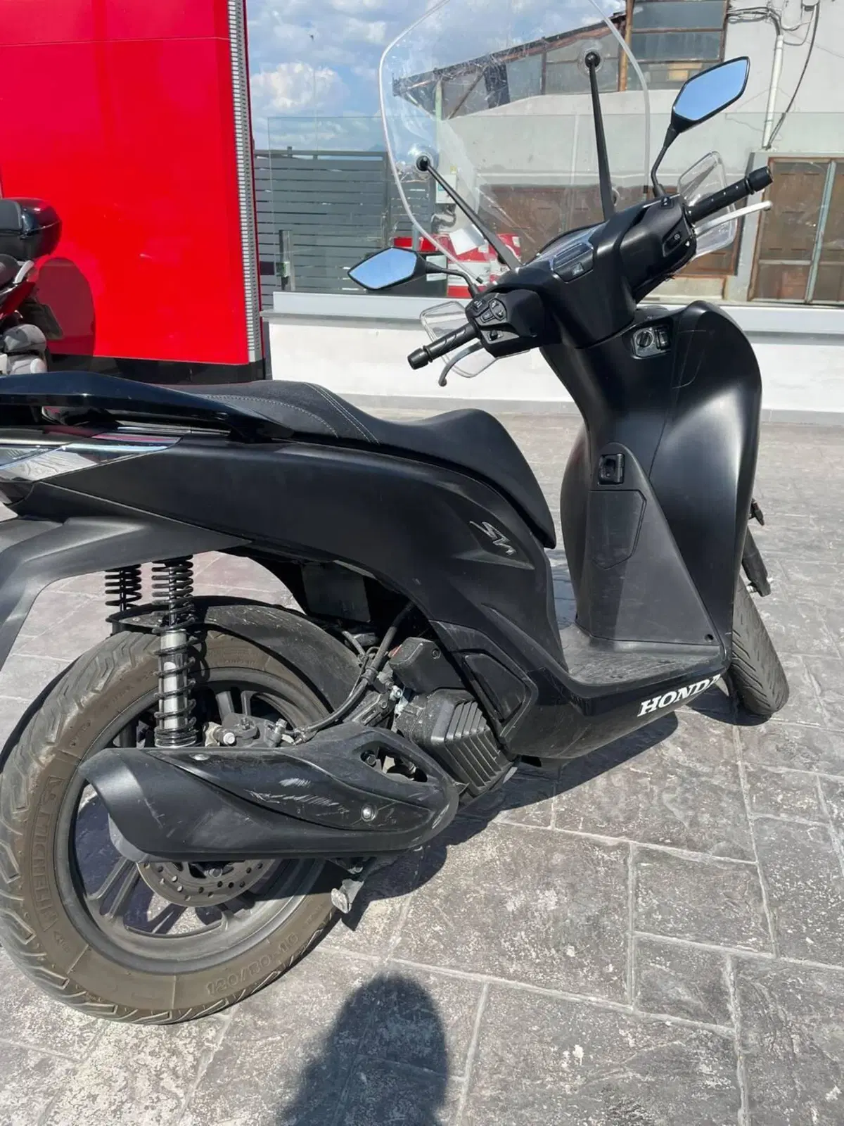 Honda SH 125i (2024 - 25) (6)