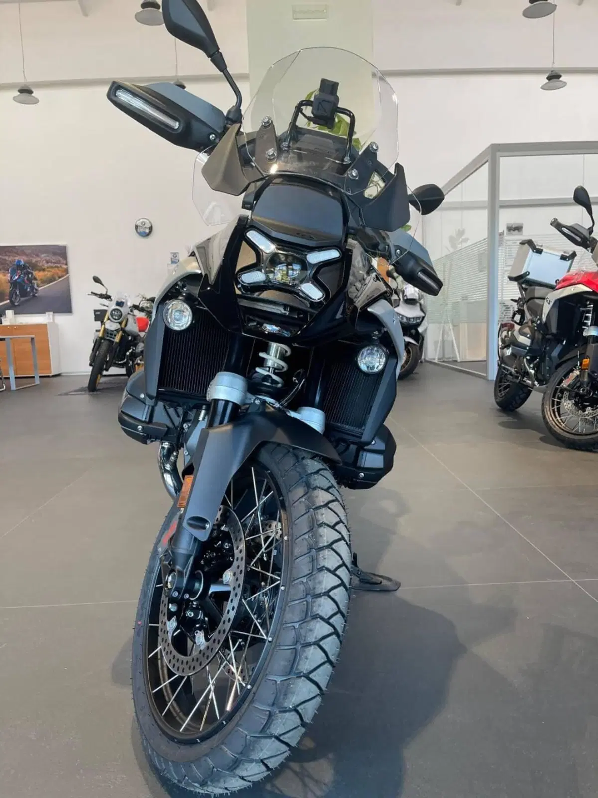 Bmw R 1300 GS Triple Black (2023 - 26) (10)
