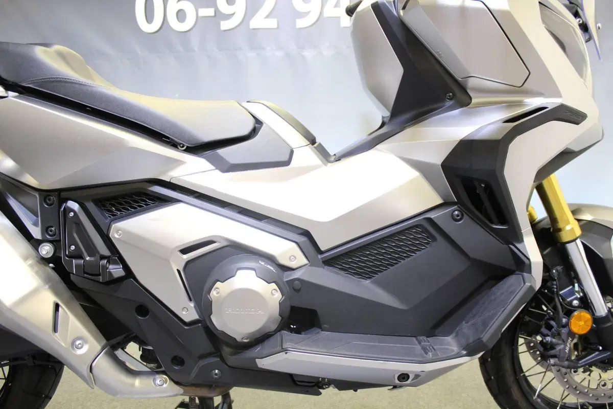 Honda X-ADV 750 DCT (2021 - 24) (9)