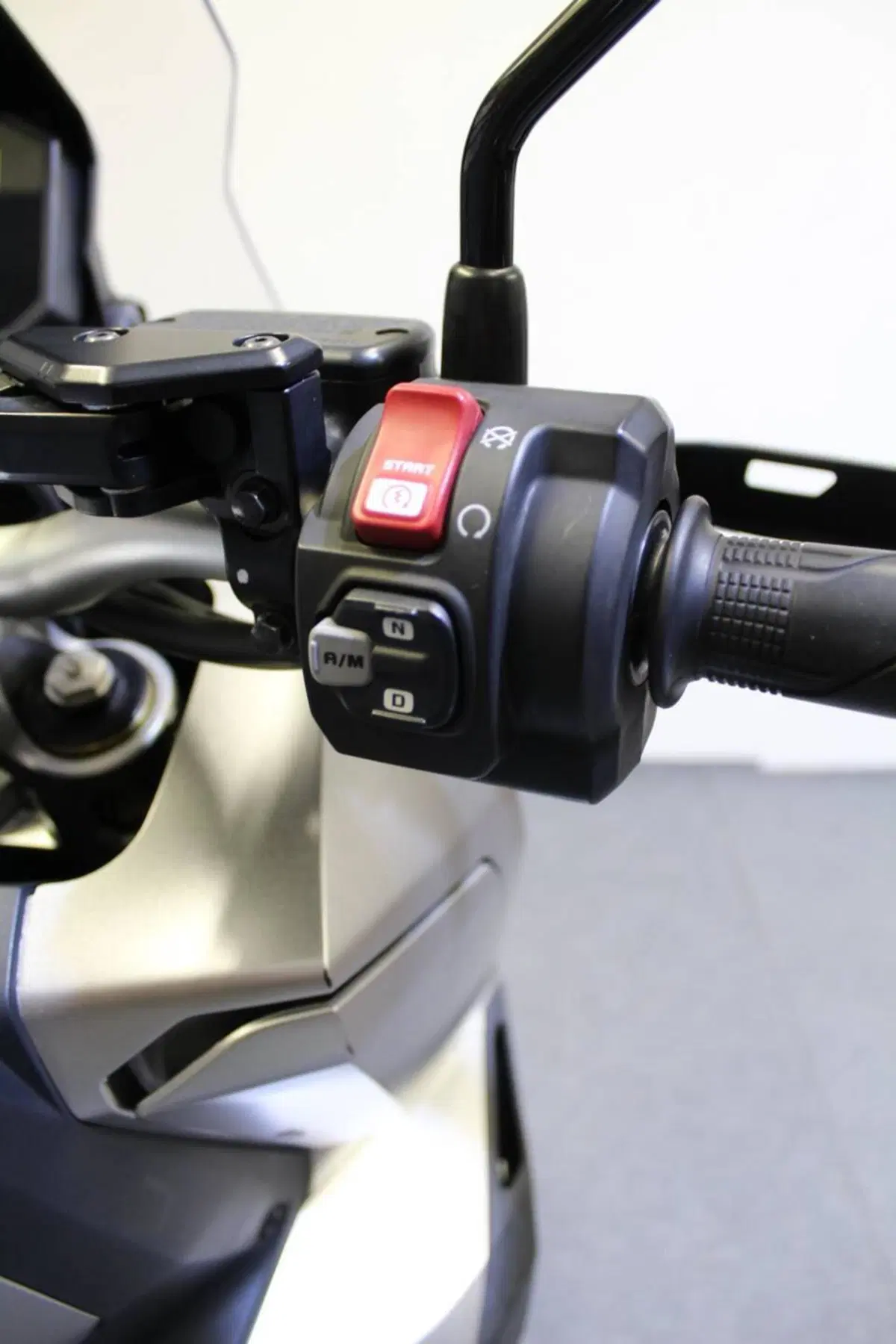 Honda X-ADV 750 DCT (2021 - 24) (11)