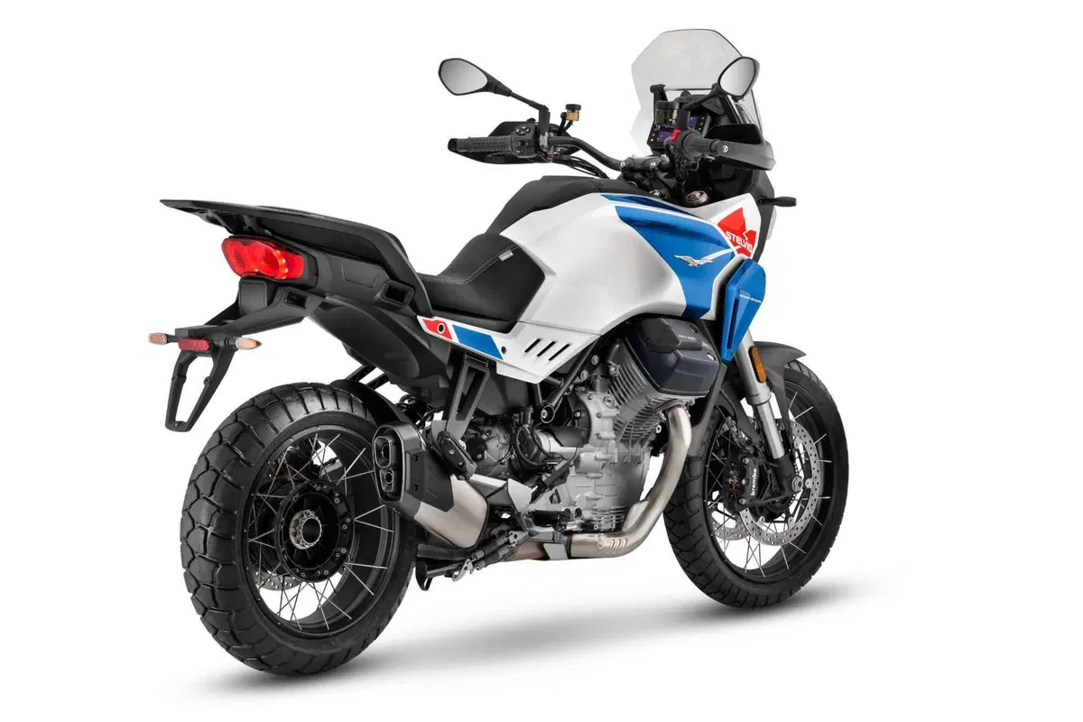 Moto Guzzi Stelvio Duecento Tributo (2025 - 26) (4)