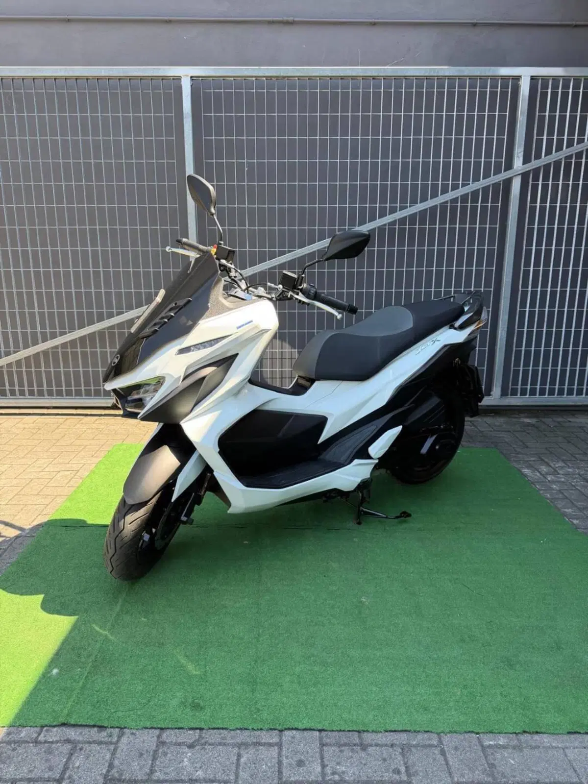 Sym Jet X 125 ABS + TCS (2026) (3)