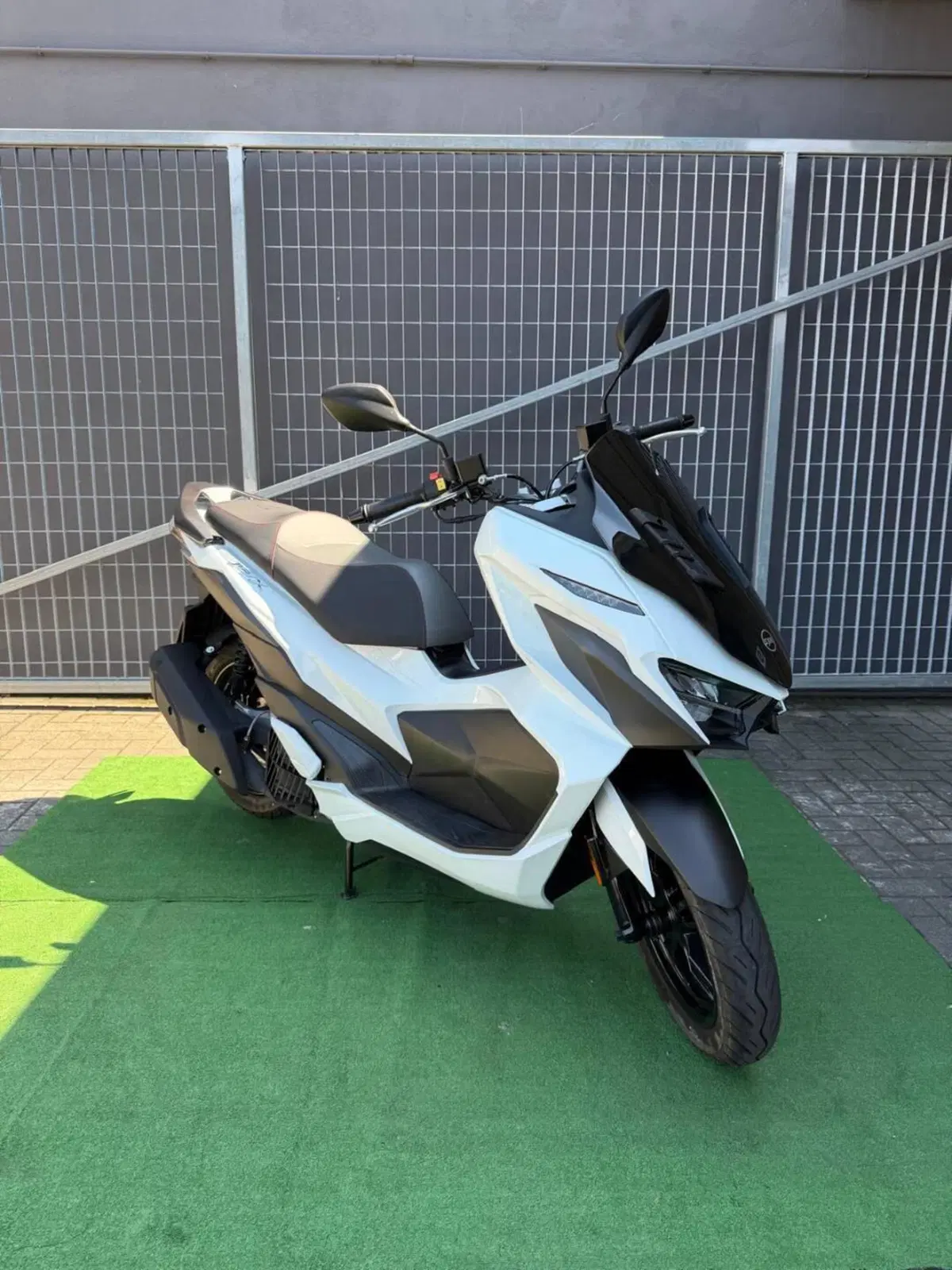 Sym Jet X 125 ABS + TCS (2026) (5)