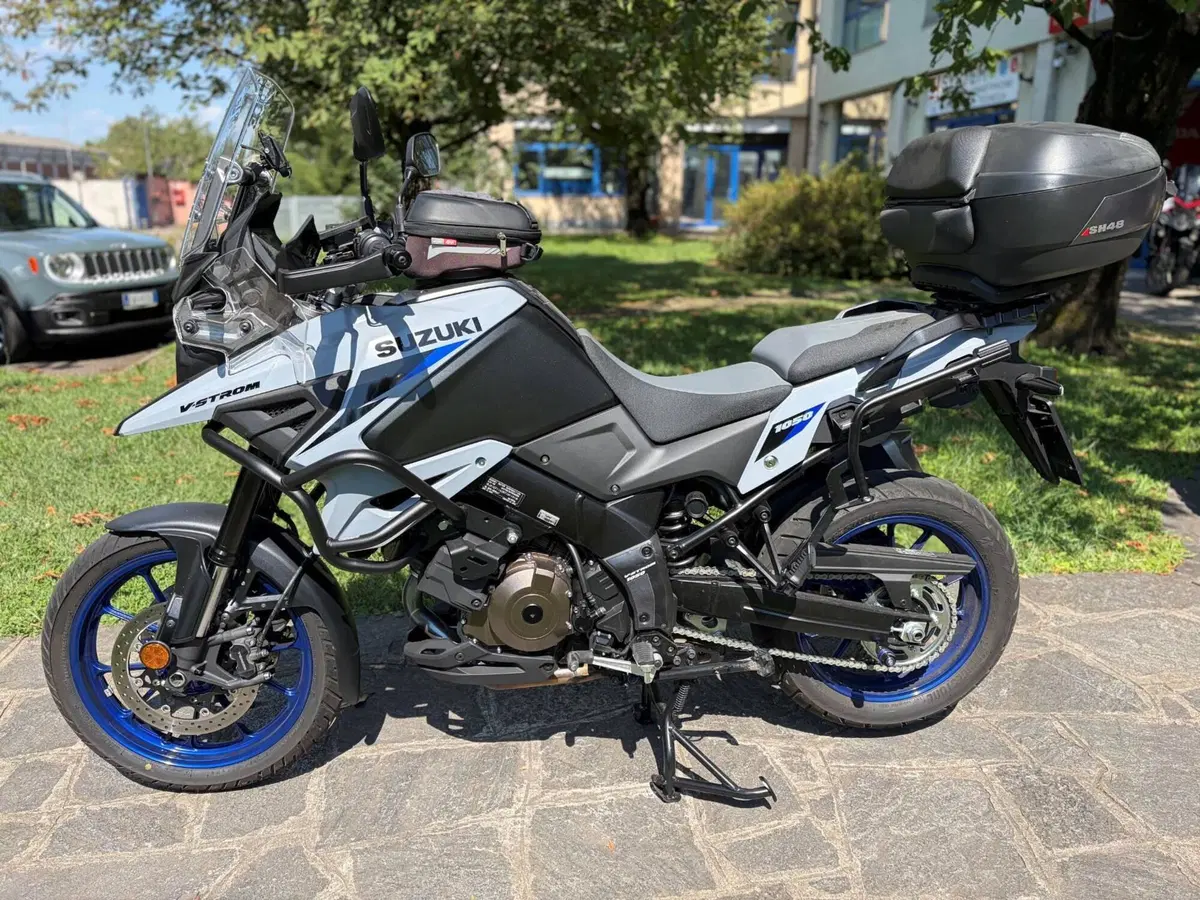 Suzuki V-Strom 1050DE (2023 - 24)