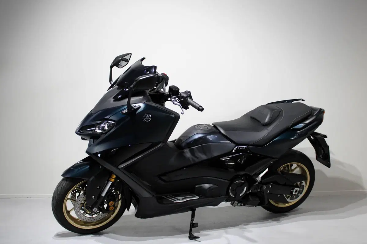 Yamaha T-Max 560 Tech Max (2022 - 24) (3)