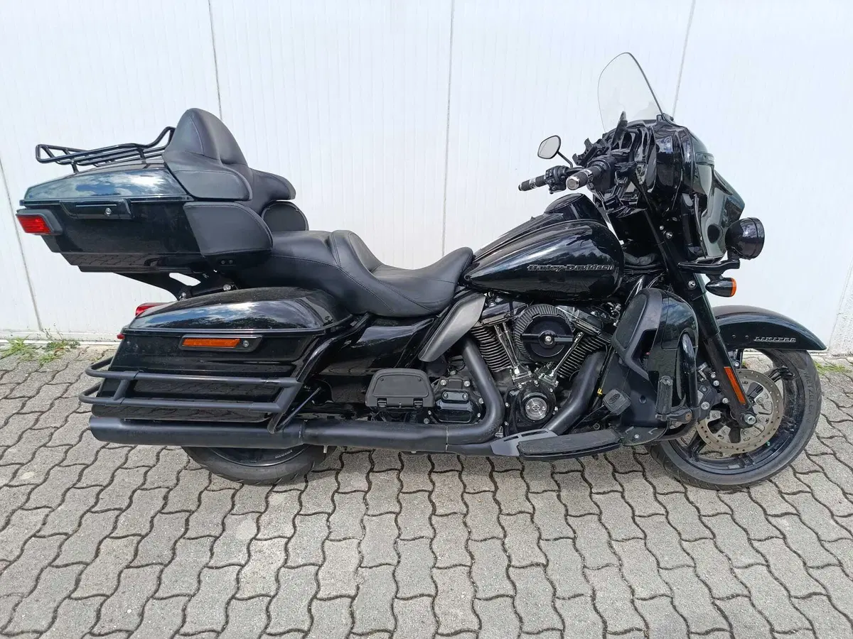 Harley-Davidson 114 Electra Glide Ultra Limited (2021 - 22) - FLHTK (3)