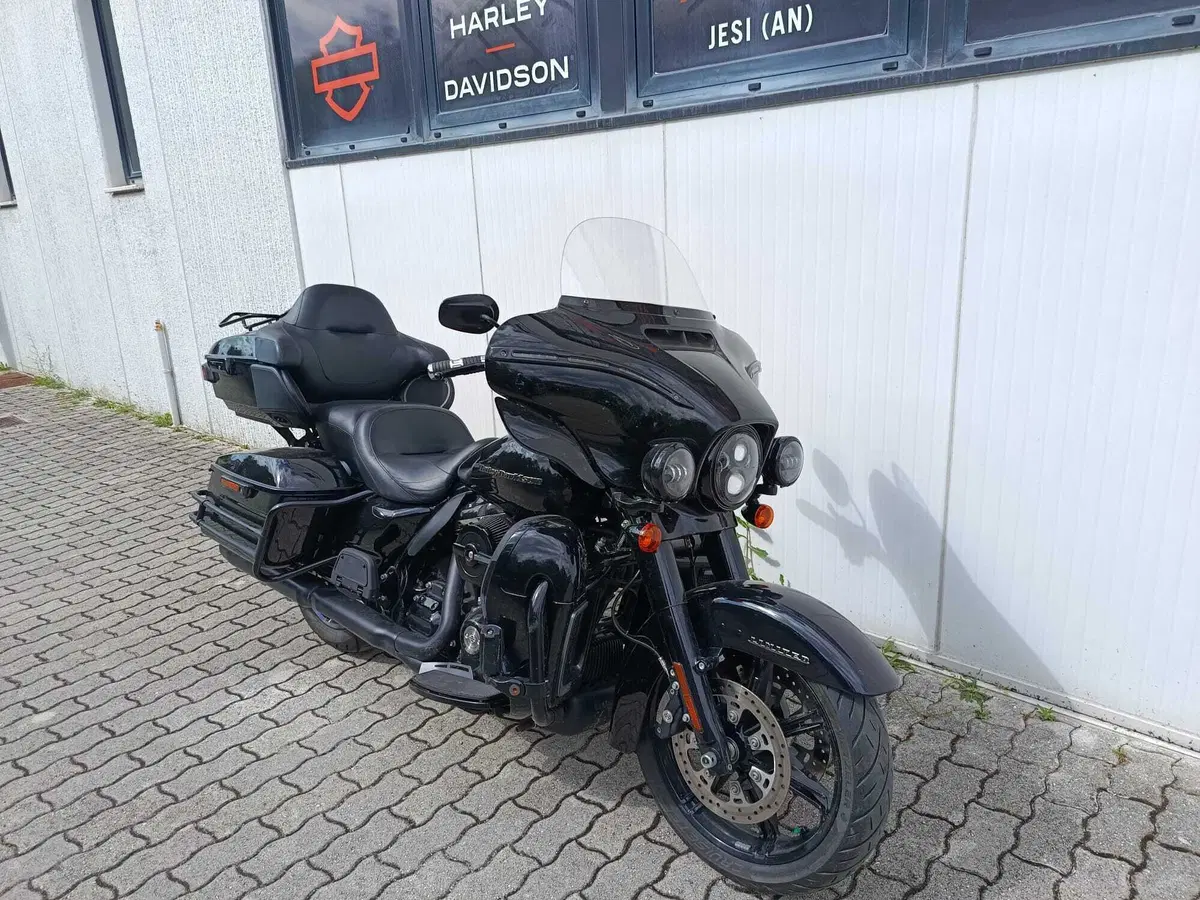 Harley-Davidson 114 Electra Glide Ultra Limited (2021 - 22) - FLHTK (2)