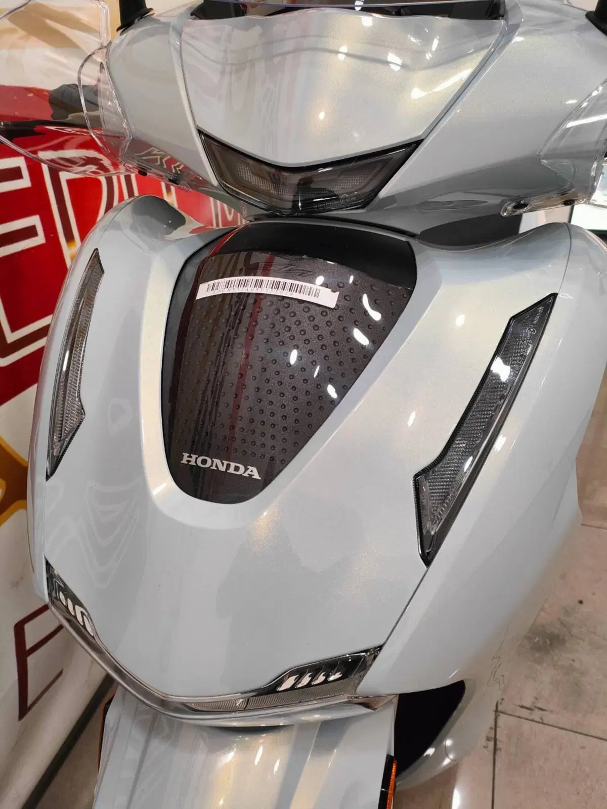 Honda SH 350i Sport (2025 - 26) (4)